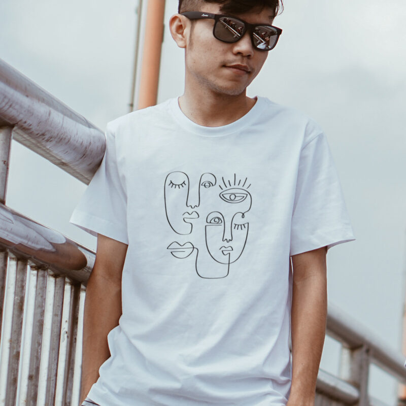 Minimalist Two Faces T-Shirt with a simple, abstract line art drawing of two faces printed on the front.